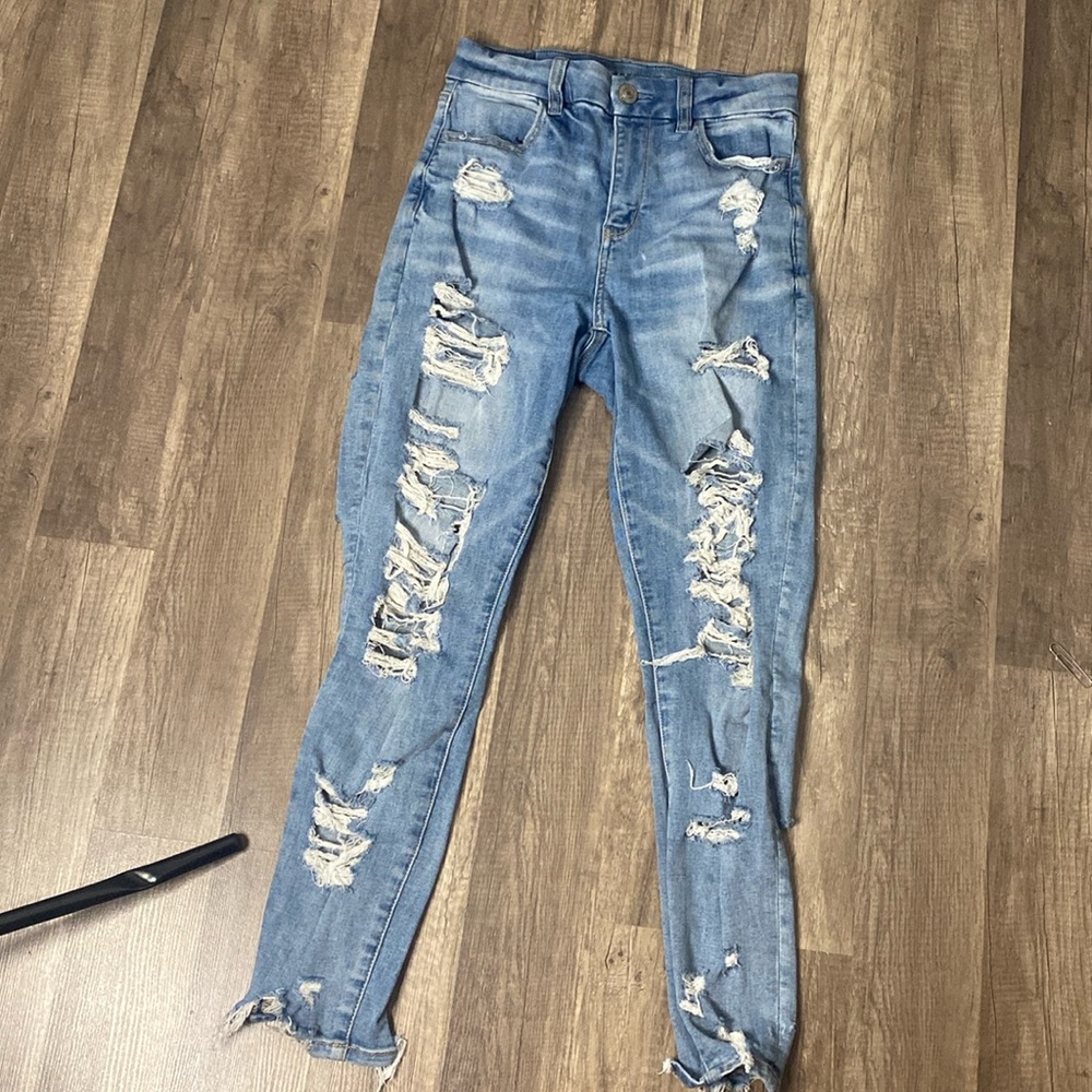 Size 2 American Eagle Skinny Jeans